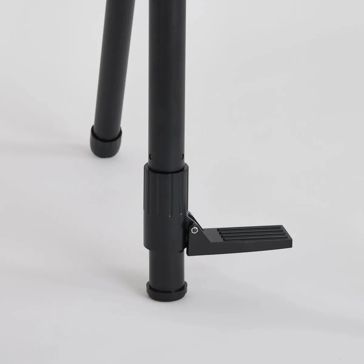 Unicorn Dartmate Floor To Ceiling Tri-Stand